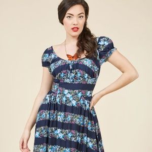 Off the shoulder floral dress size 8